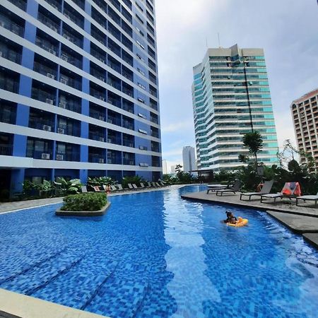 Stylish&Comfort Unit With Balcony In Air Makati 마카티 외부 사진