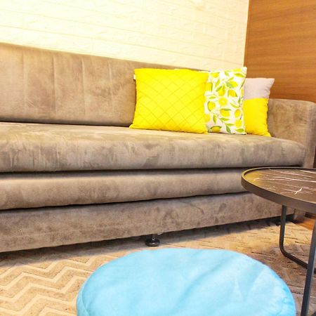 Stylish&Comfort Unit With Balcony In Air Makati 마카티 외부 사진