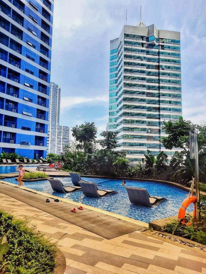Stylish&Comfort Unit With Balcony In Air Makati 마카티 외부 사진