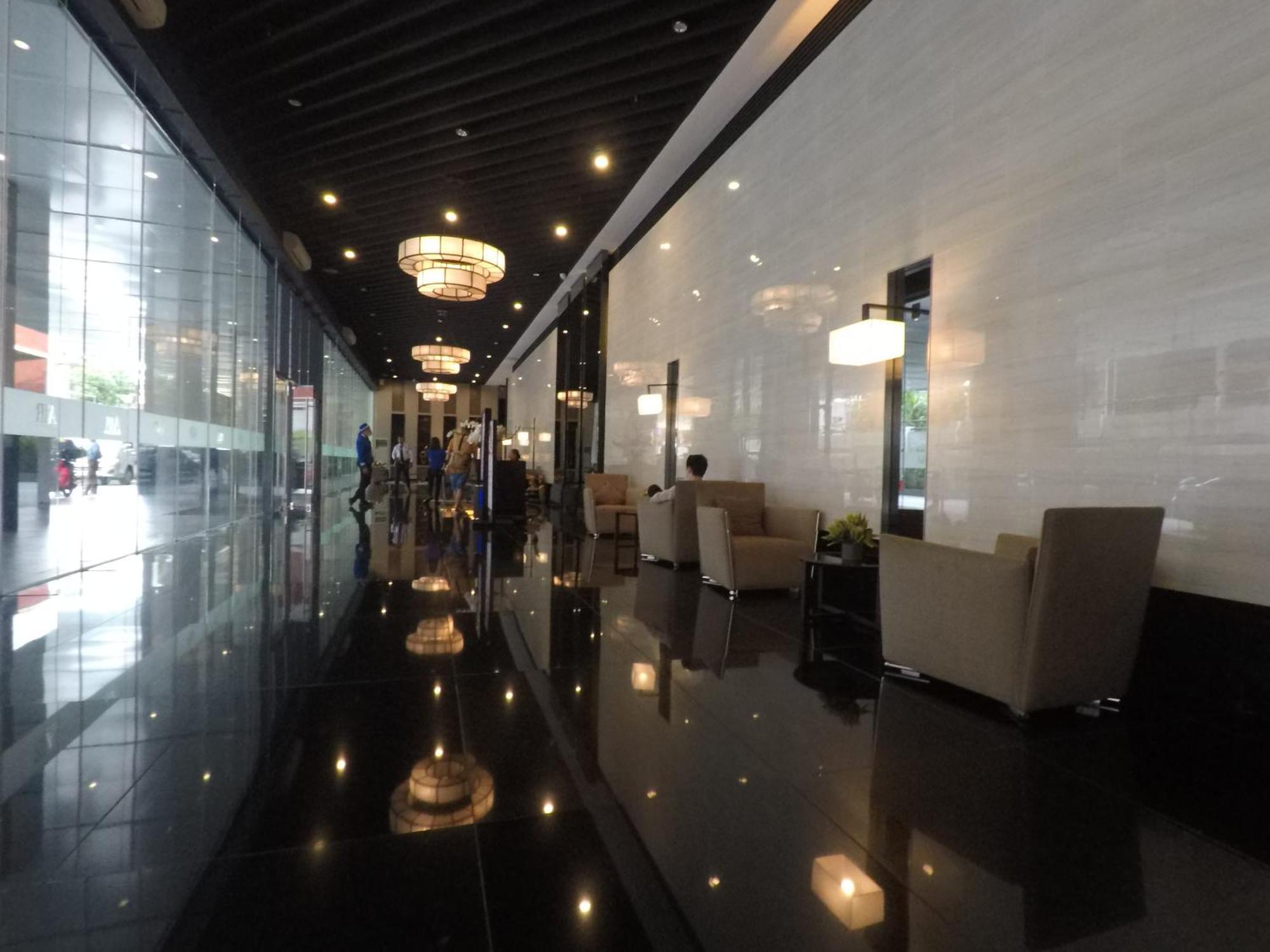 Stylish&Comfort Unit With Balcony In Air Makati 마카티 외부 사진